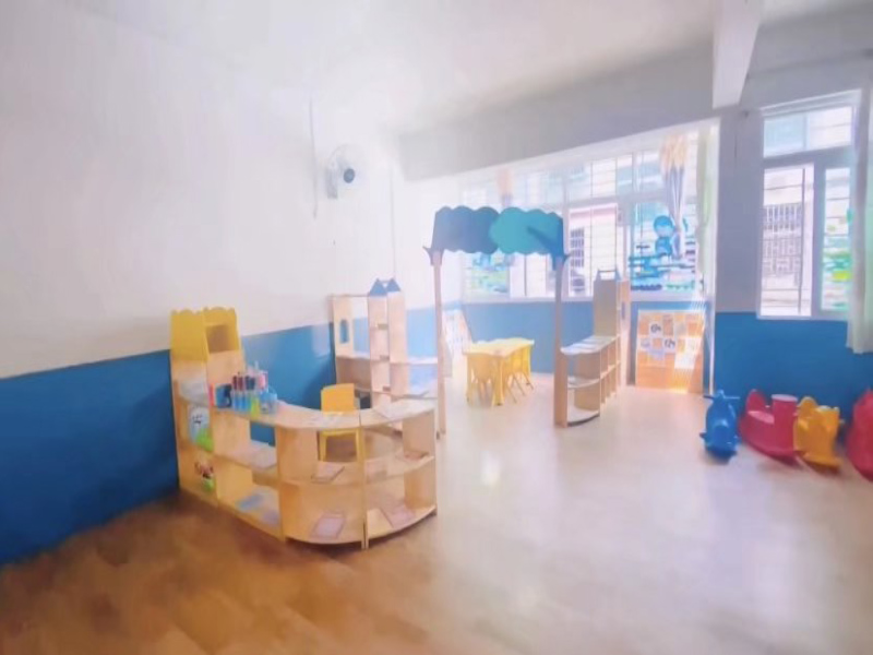 郴州市北湖區國棟幼兒園閱讀室